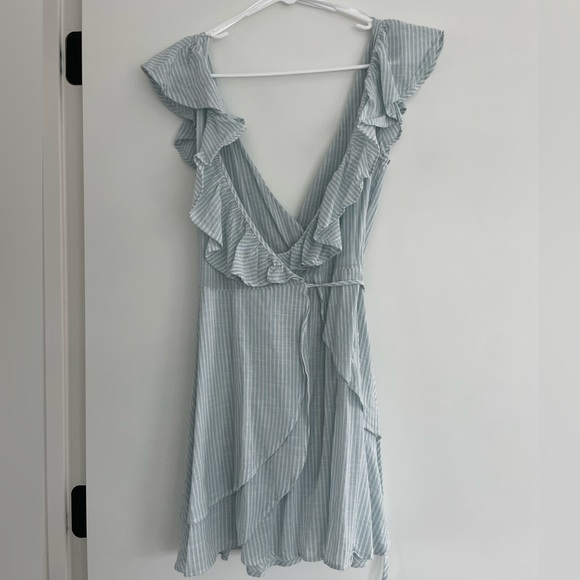 H&M Light Blue White Striped Ruffle Linen Wrap Dress Cover Up Size 0 - Picture 4 of 4